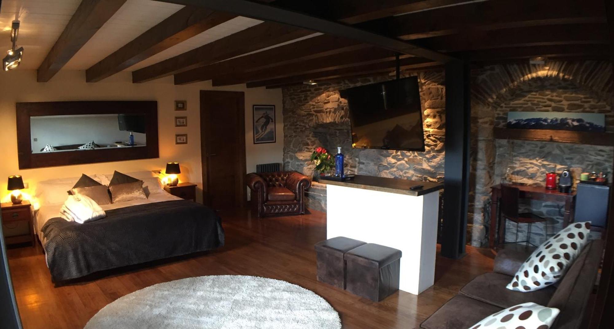 Mas Farner - Adults Only Bed & Breakfast Llivia Exterior photo